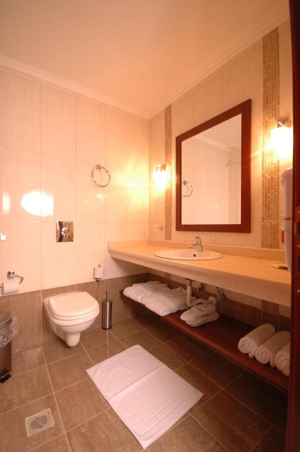 4 Epoxes Hotel Spa Káto Loutrákion Cameră foto